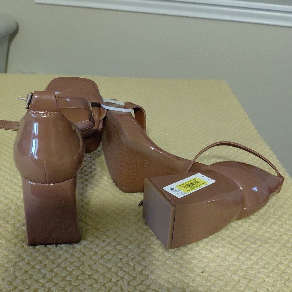 Gianni Bini Patent Block Heel Sandals in Brown